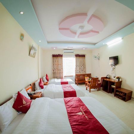 Lam Tung Hotel Dong Van - By Bay Luxury Ngoại thất bức ảnh