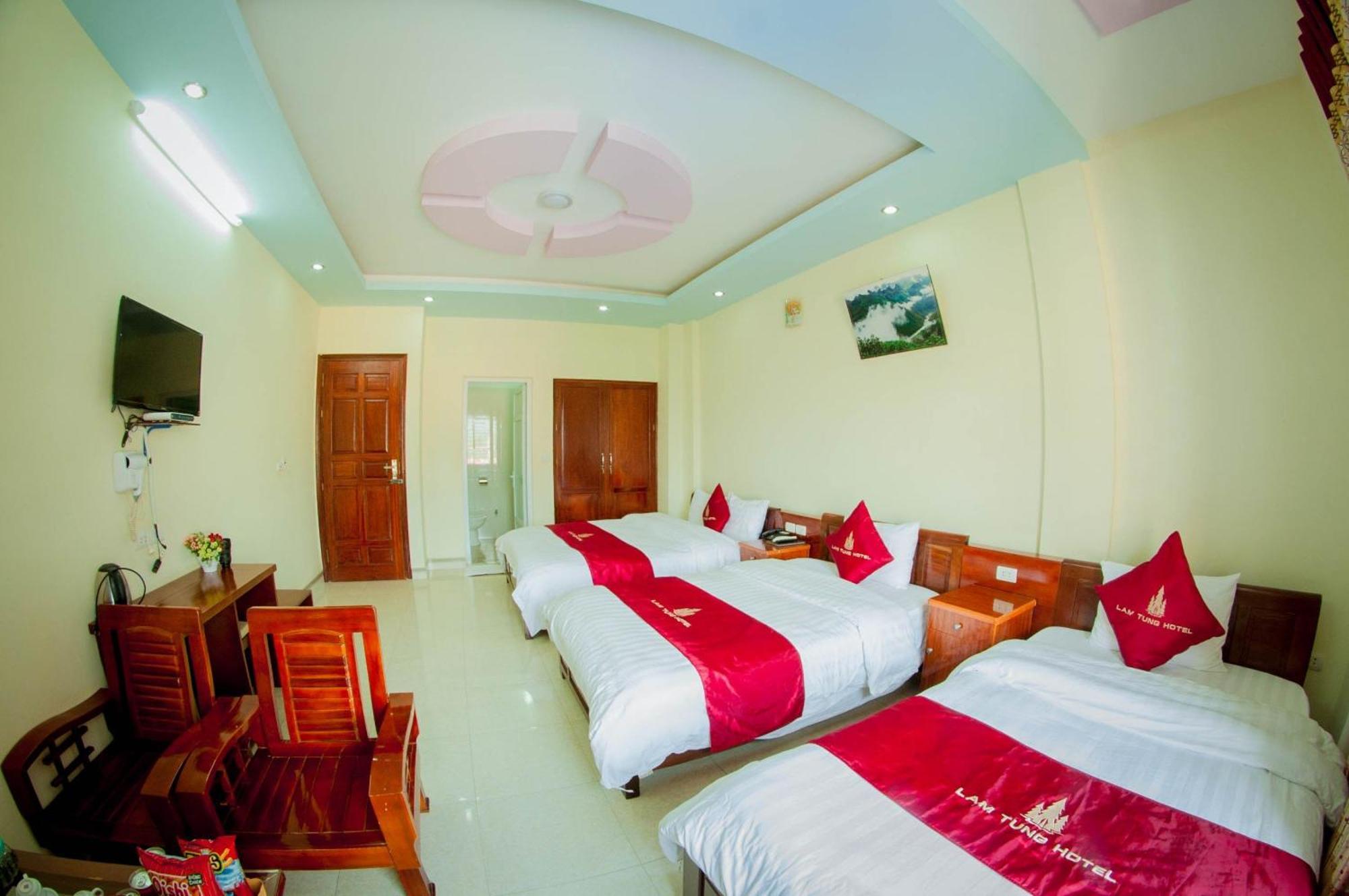 Lam Tung Hotel Dong Van - By Bay Luxury Ngoại thất bức ảnh
